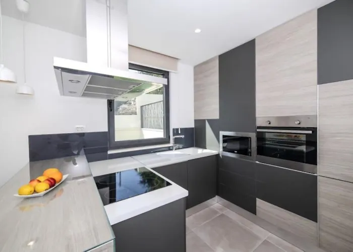 Elegant Cozy With Beautiful Features Villa Trogir